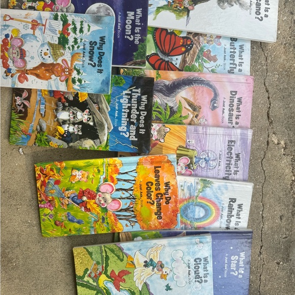 Set of 11 hardback books for children - Picture 4 of 6